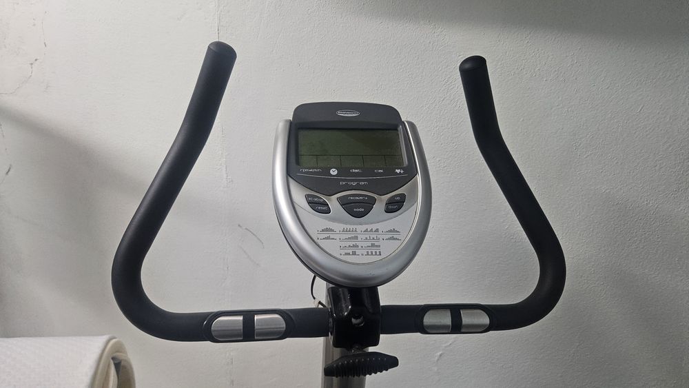Exercise Bike446854038532935681