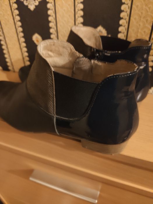 Botki granatowe ze skóry nat. 39