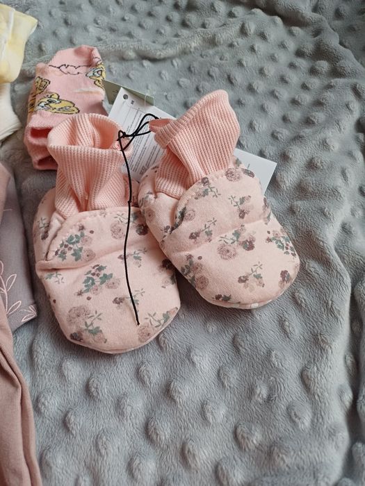 Ubranka nowe 80, body , bluzka spodenki,