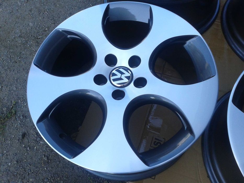 nowe felgi r18 szare volkswagen gti golf caddy passat arteon sharan