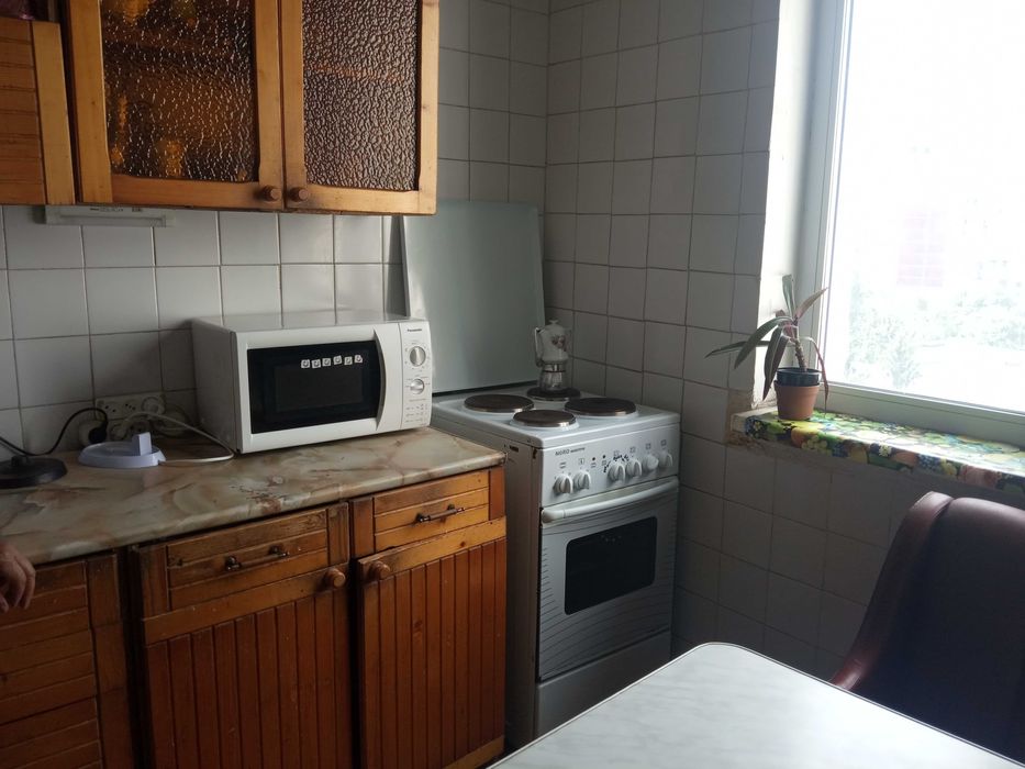 2-комн. квартира, ул. Заболотного, 5 мин. - ст.м. "Теремки"