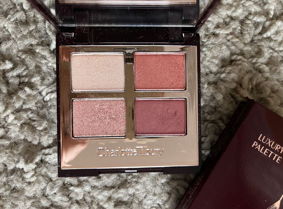 Charlotte Tilbury Walk of No Shame paleta cieni do powiek