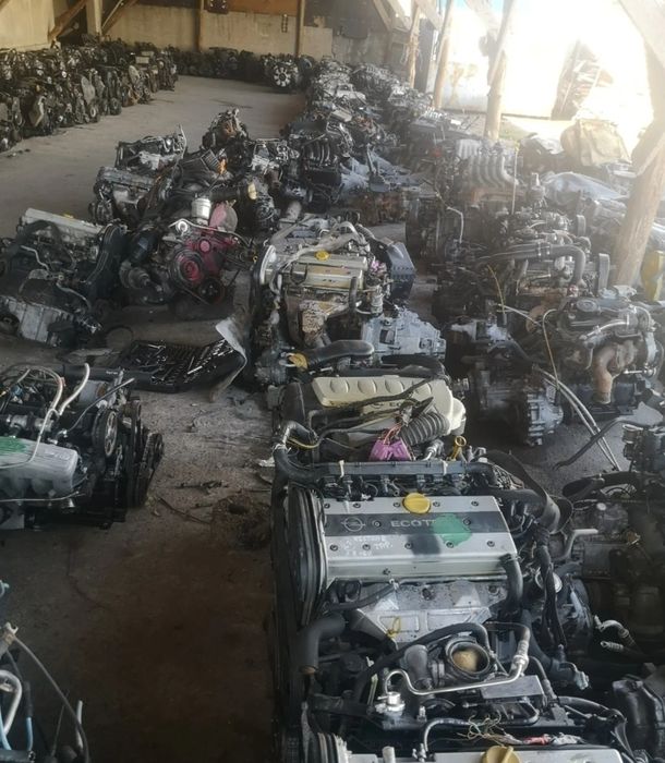 Мотор Головка  блок двигатель гбц