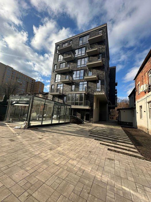 Продам помещение 165 м2 в ЖК Academ Hoff р-н Нагорка ул. Чернышевского