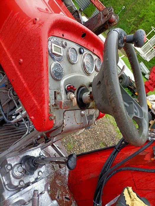 Massey Ferguson 70KM 4x4 półautomat Perkins 168A