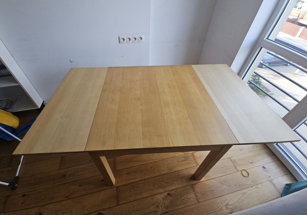 Stół IKEA Bjursta