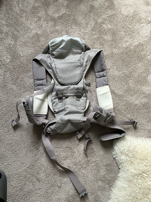 Marsúpio Chicco Hip Seat Carrier 3 em 1 — NOVO, nunca usado!