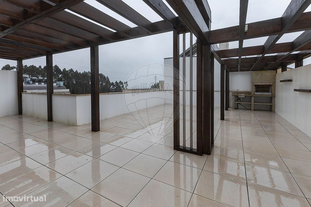 Apartamento T4 para venda