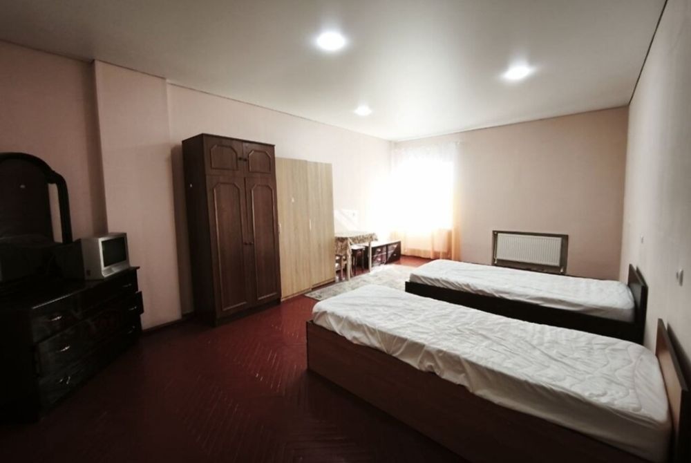 Від аласника,продам преміщення  544.3м2