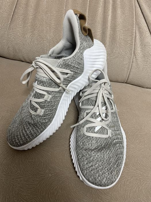 Кросівки Adidas Alphabounce Trainer 42