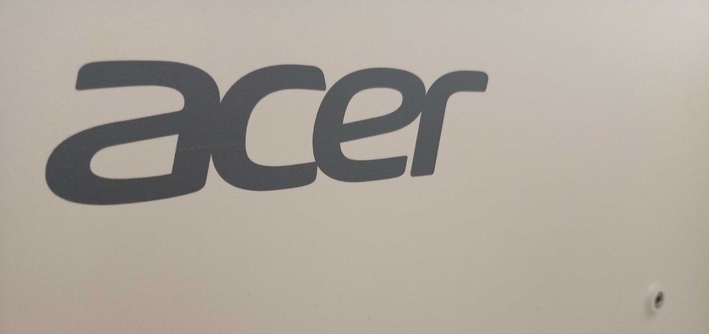 Monitor Acer com suporte e colunas