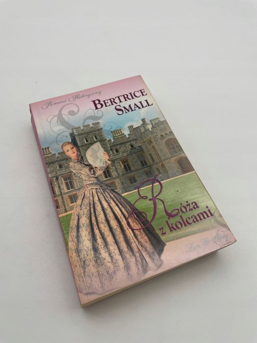 Róża Z Kolcami Bertrice Small Ax57248