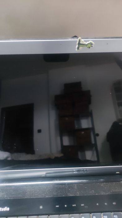 Dell studio uszkodzony