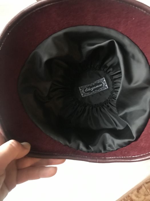 Капелюшок жіночий