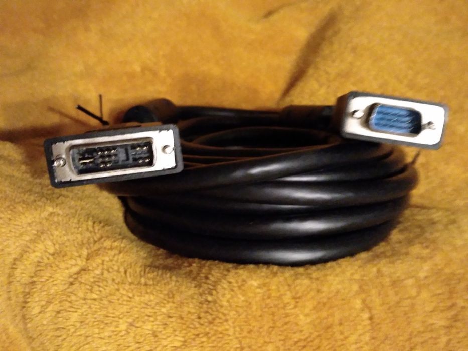 5m kabel do monitora komputerowego z wtykami D-SUB(VGA) DVI-I