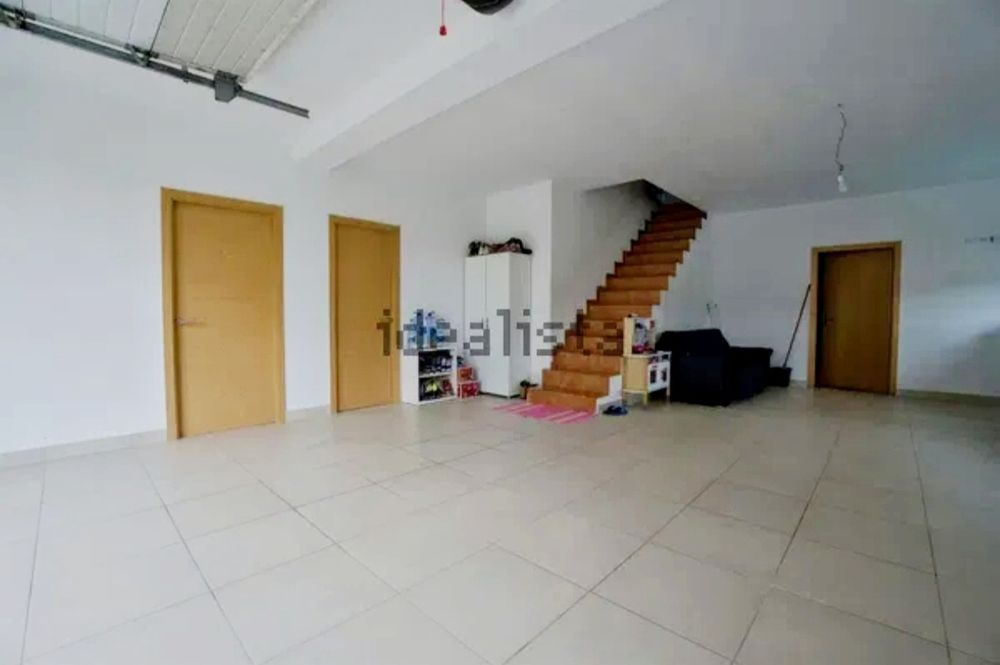 Moradia T4 com piscina