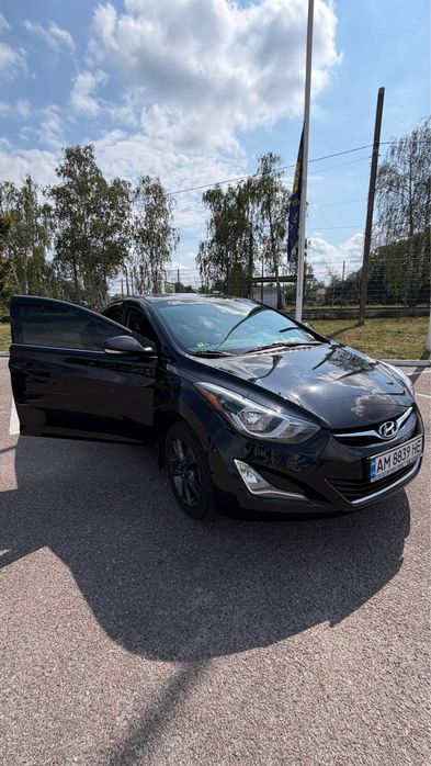 Hyundai elantra