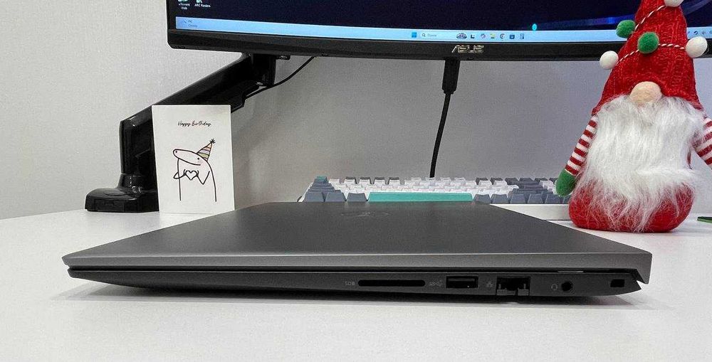 Ноутбук Dell Vostro 5510 15.6 i5-11300H 16GB RAM 256GB