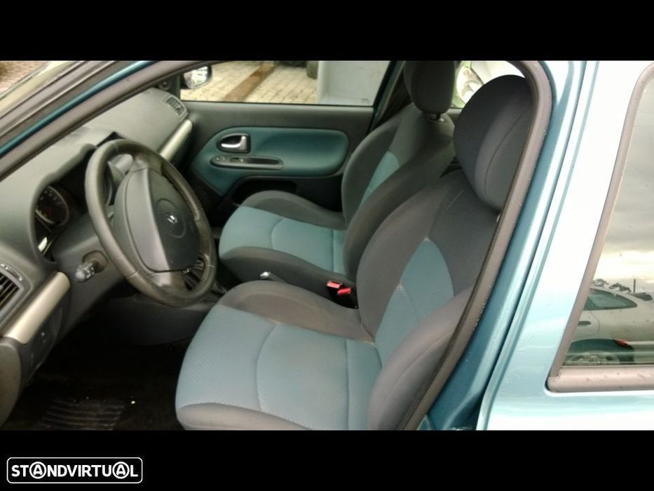 Traseira/Frente/Interior Renault Clio DCI 2005 Community
