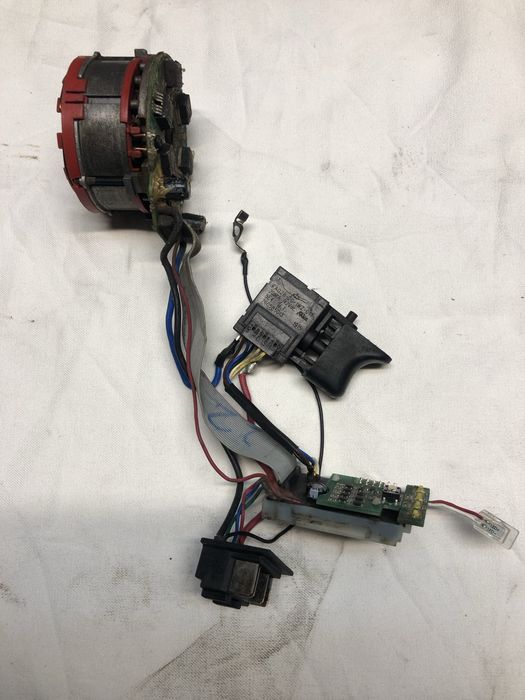 Elektronika do klucza udarowego Milwaukee M18 FHIWF12 oraz FHIWF34