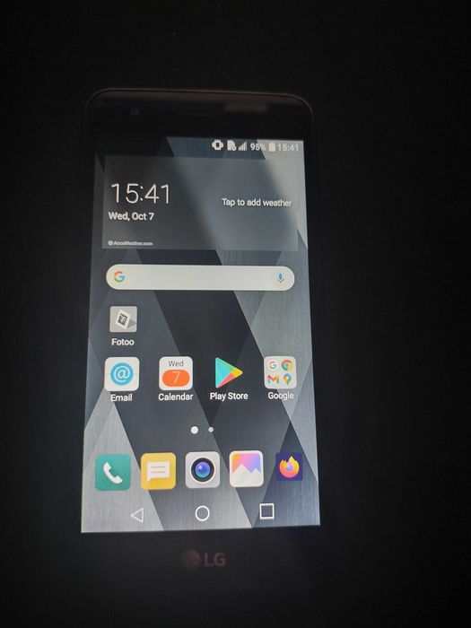 Telefon LG phoenix 3