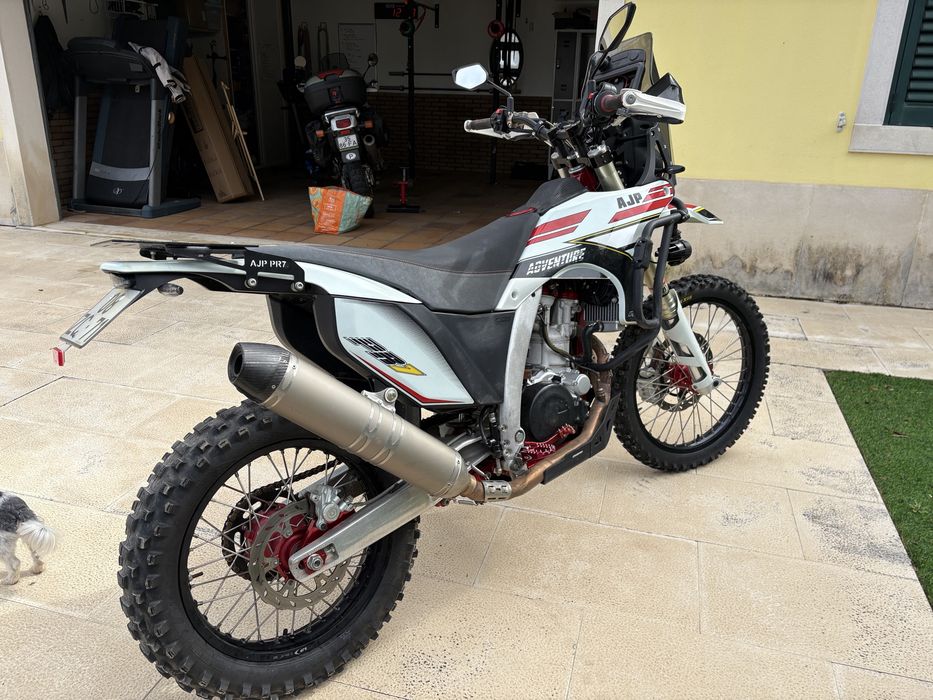 Vendo AJP PR7, 2016, 15.000 kms