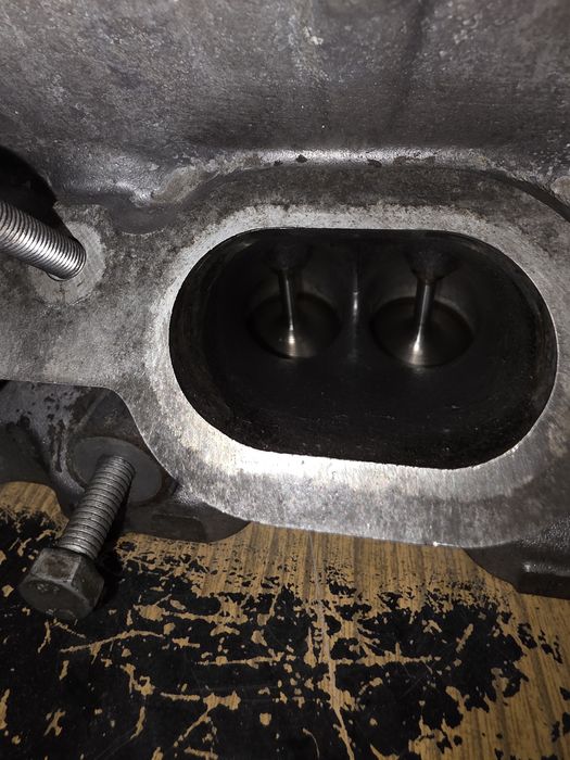 Głowica Głowice prawa lub lewa Bmw e60 e65 e53 e63 e70 n62b48  reg