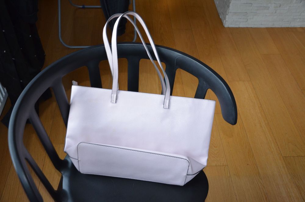 duża torba/torebka Guess z kosmetyczką