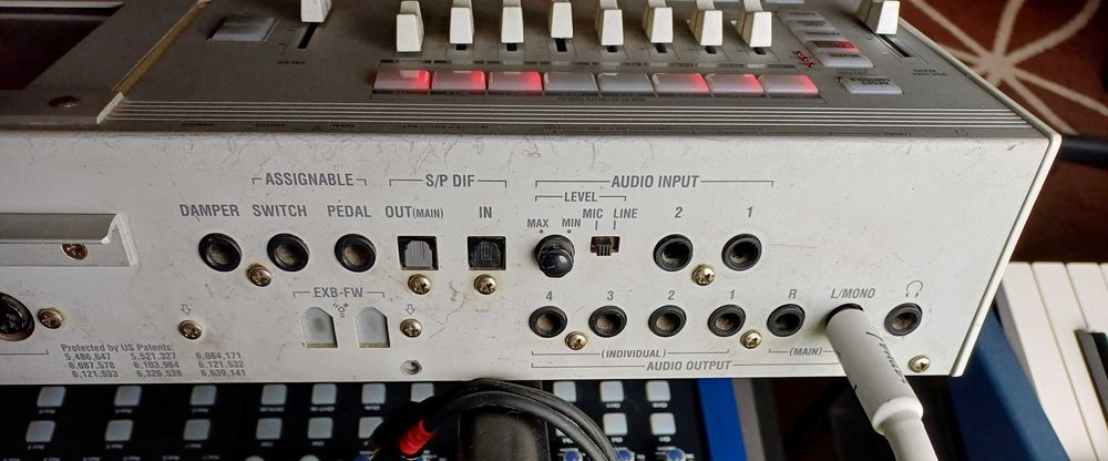 Syntetizador Korg M3 -Módulo apenas