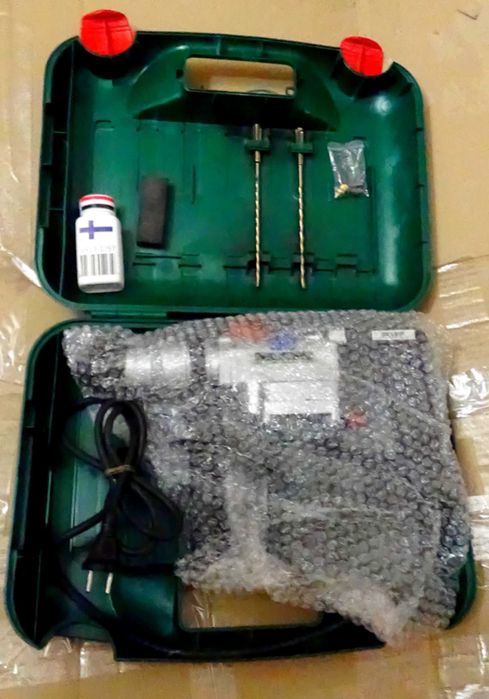 Перфоратор с ручкой держаком + подарок .