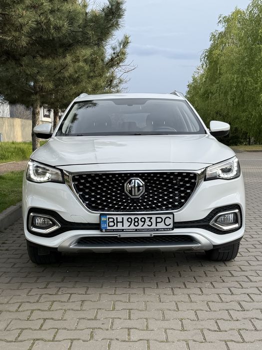 MG HS 2021г 1.5 бензин автомат