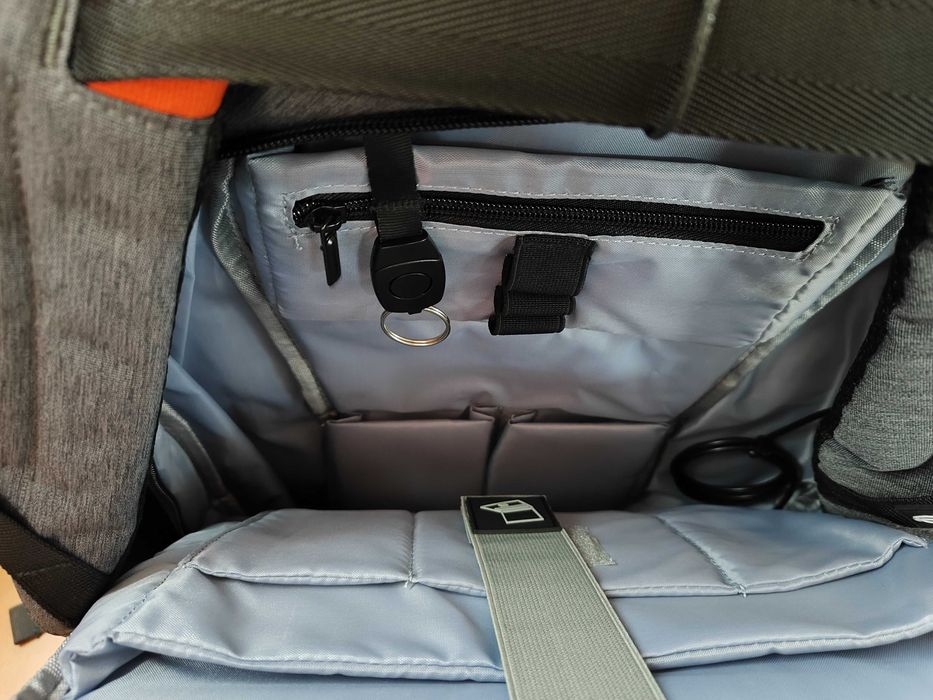 Mochila antirroubo para computador portátil SPARIN de 15,6 polegadas.