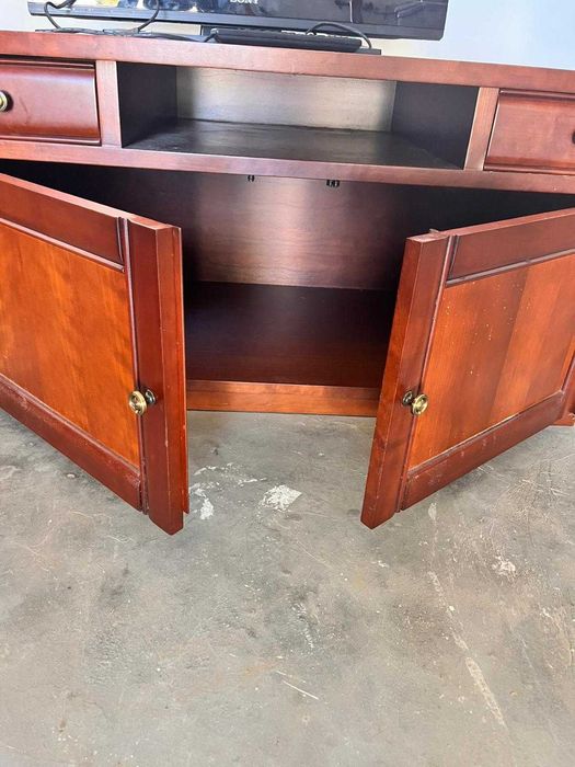 Móvel para televisão