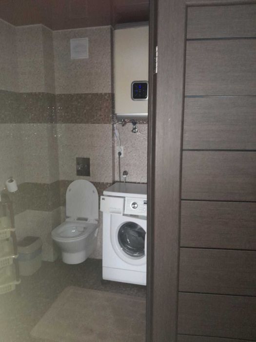 Продам двухкомнатную квартиру в центре с ремонтом