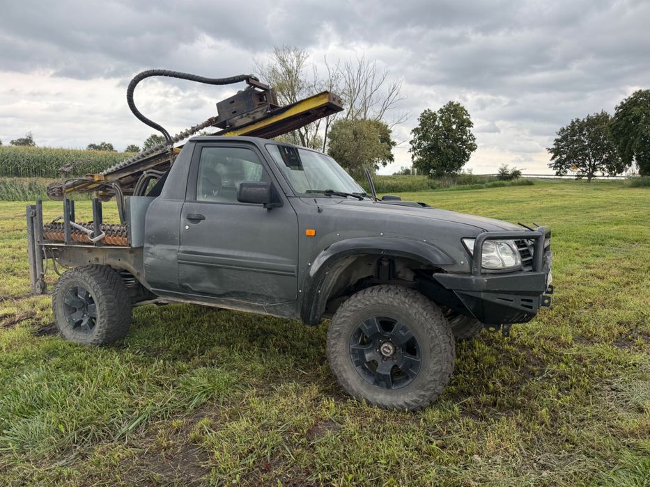 Wiertnica geologiczna - Nissan Patrol