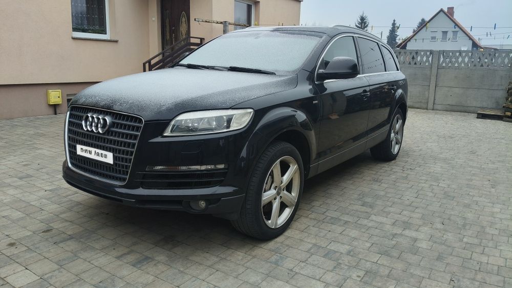 Audi Q7 bogate wyposażenie panorama hak 7 miejsc!