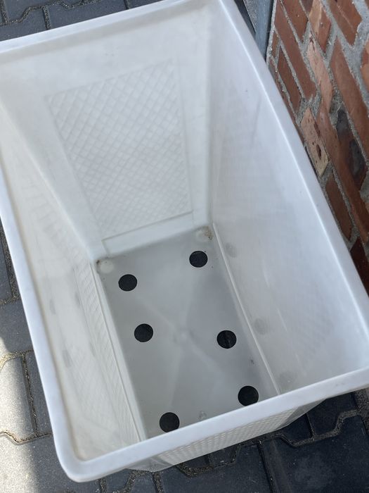 Duży kosz plastikowy na pranie, na zabawki- rozmiar 66/50/33