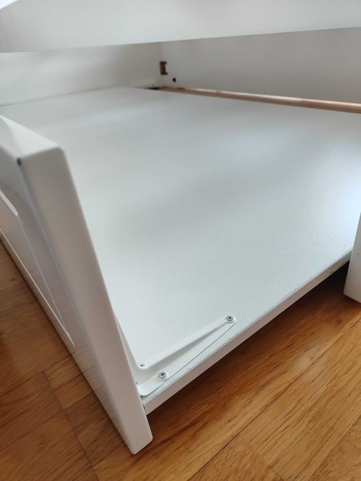 Cama de solteiro completa com gaveta