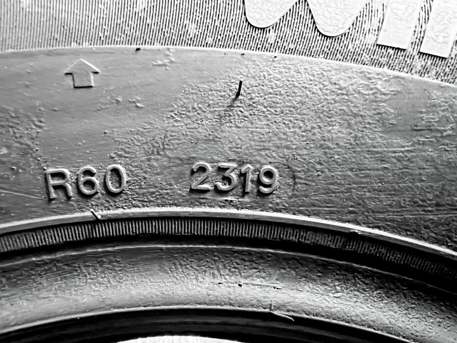 Шини Б/в 175.70.14 пара
