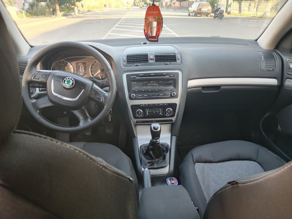 Skoda Octavia 2011   1.6tdi
