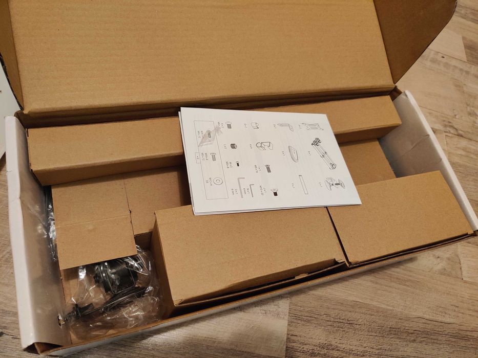 Uchwyt na monitory Silver Monkey UM-500