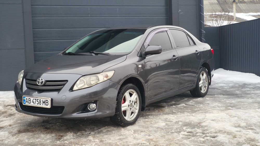 Продам королу 1.6 газ. бензин