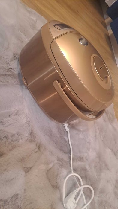 Multicooker Philips HD3167 – stan bardzo dobry, używany okazjonalnie