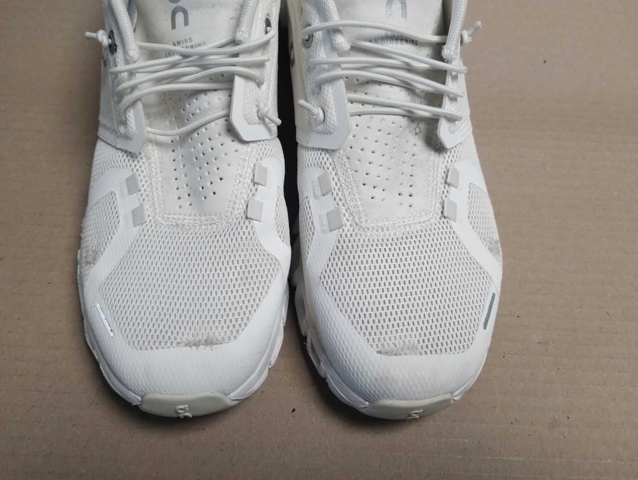 Buty do biegania biegowe ON Running Cloud roz 40,5