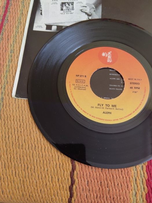 Aleph-Fly To Me, 7"singiel winylowy Italo disco
