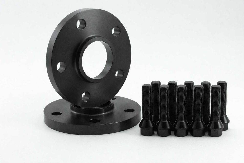 Czarne Dystanse do felg + czarne śruby 15mm 5x112 66,5 Bmw Seria G01 G02 G05 G06 G45 G80 G81 G82 G83 G70 G11 G60 G61 G30 G31
