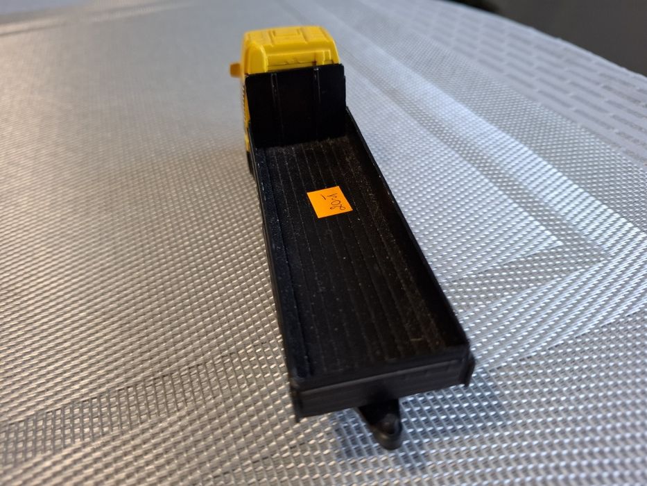 Model samochodu skala 1:59