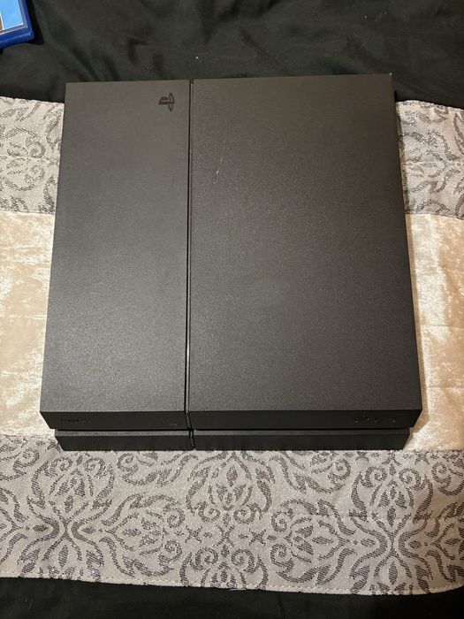 Ps4 + jogos + comando