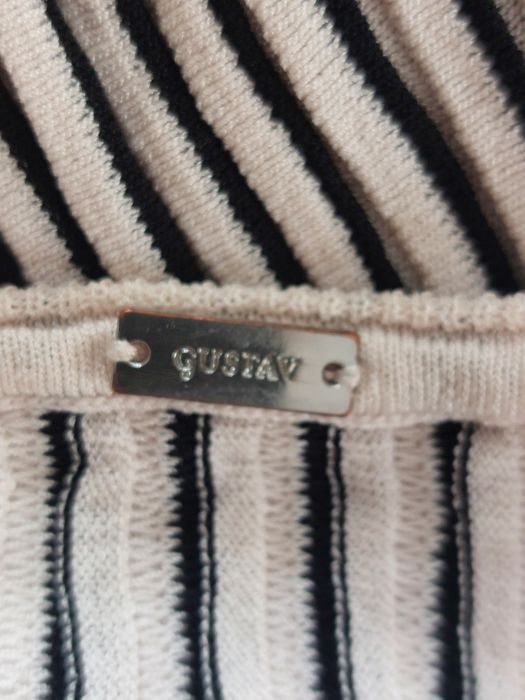 Sweter z fantazyjnym rękawem z rayonem. Gustav. Rozmiar 38/M