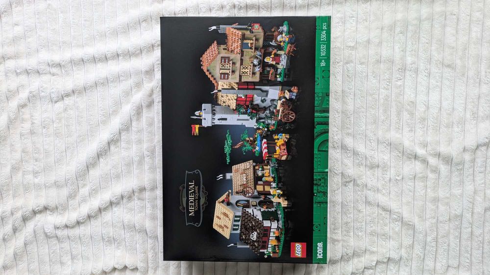 #10332 LEGO Largo da Cidade Medieval